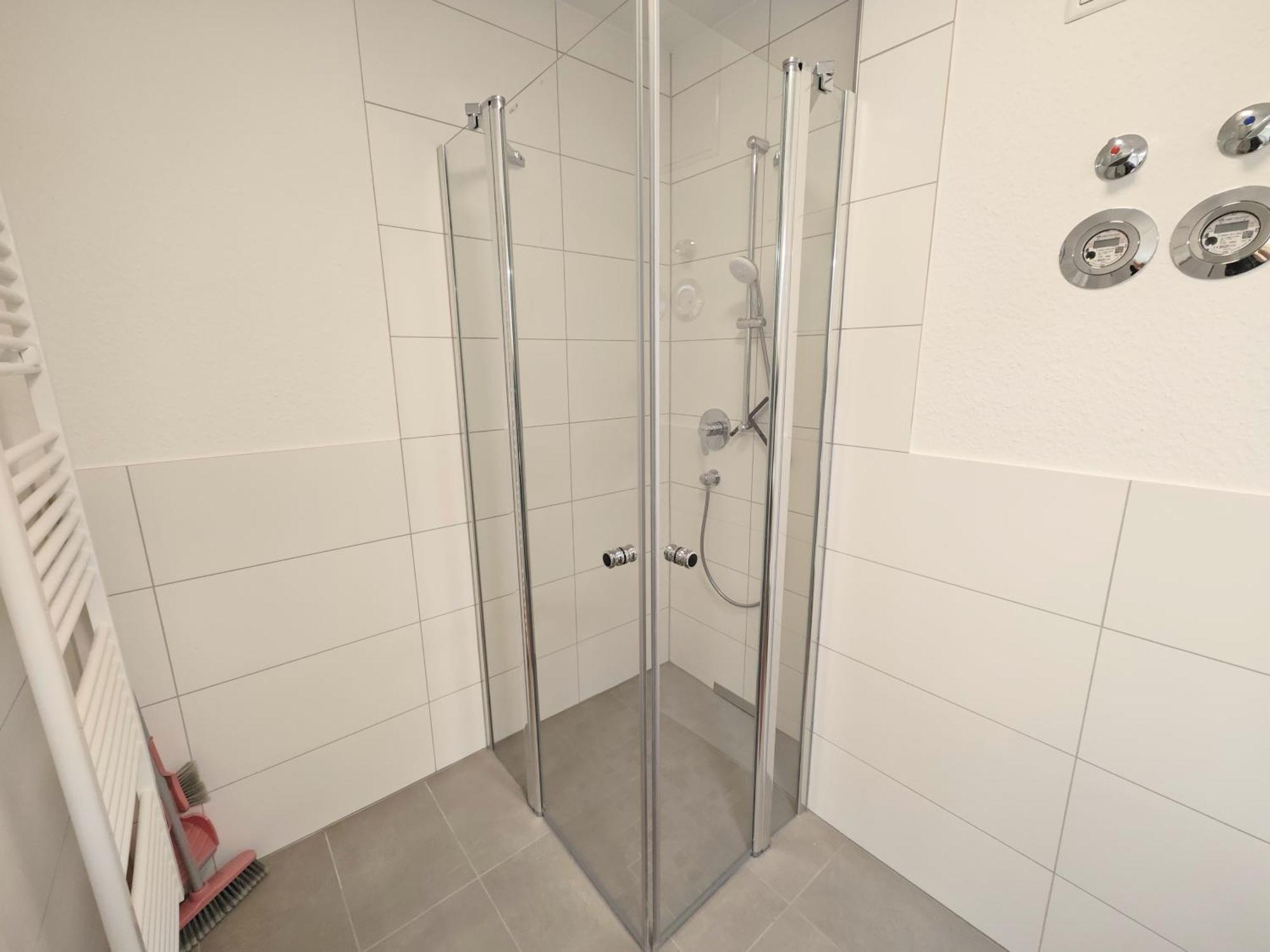 Ticasa Gold-Zentral-Outlet-Aufzug-Stylisch-Unique Мецинген Екстериор снимка